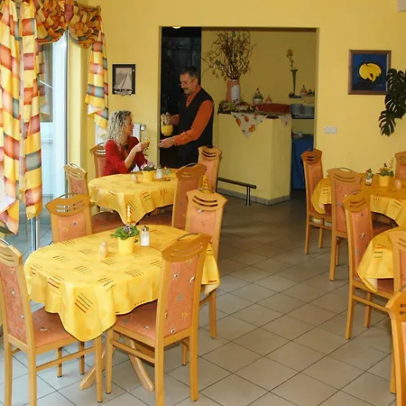 Altstadt Peiß 3* Stralsund